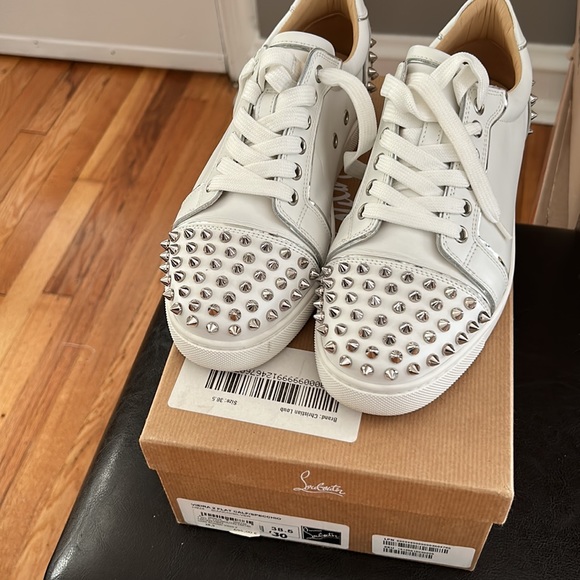 Christian Louboutin white with spikes size 38.5 - Picture 3 of 3